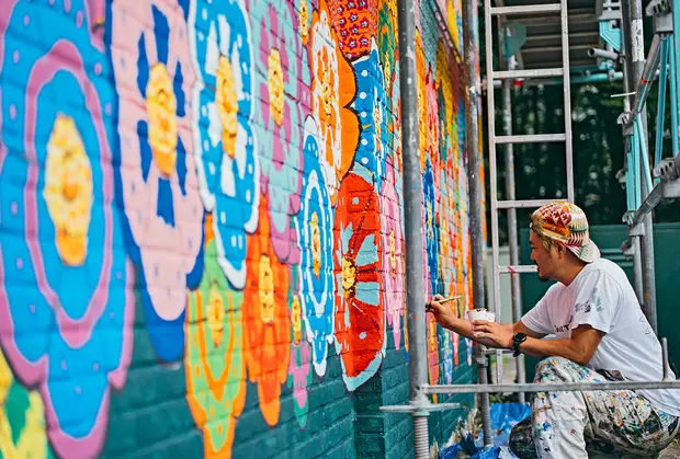 Over the Wall mural project 1280x866 05